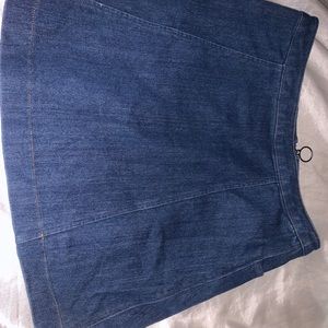 Jean skirt with zipper